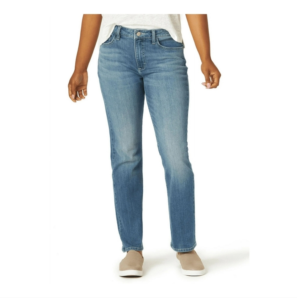 Lee Sz 6 Midrise Straight leg jeans